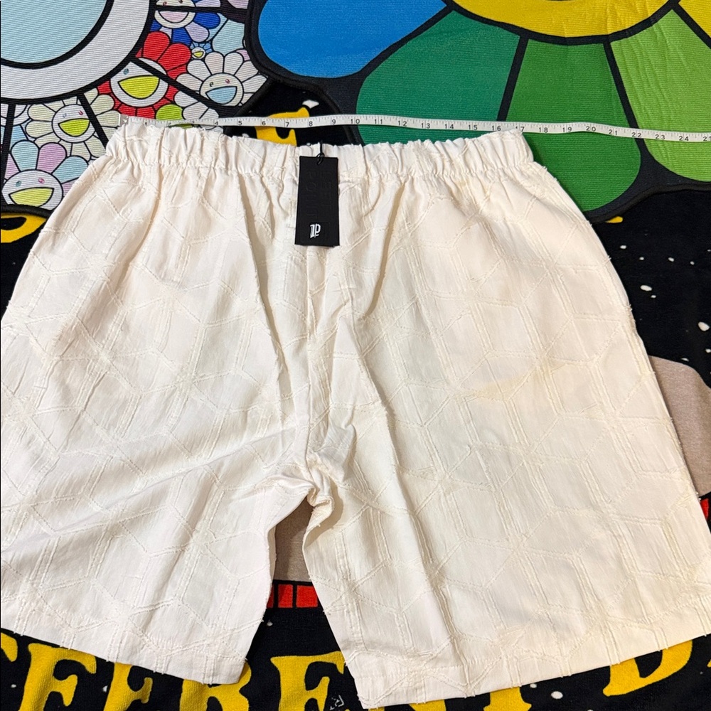 Left Point Shirt and Short Set - Picture 12 of 14